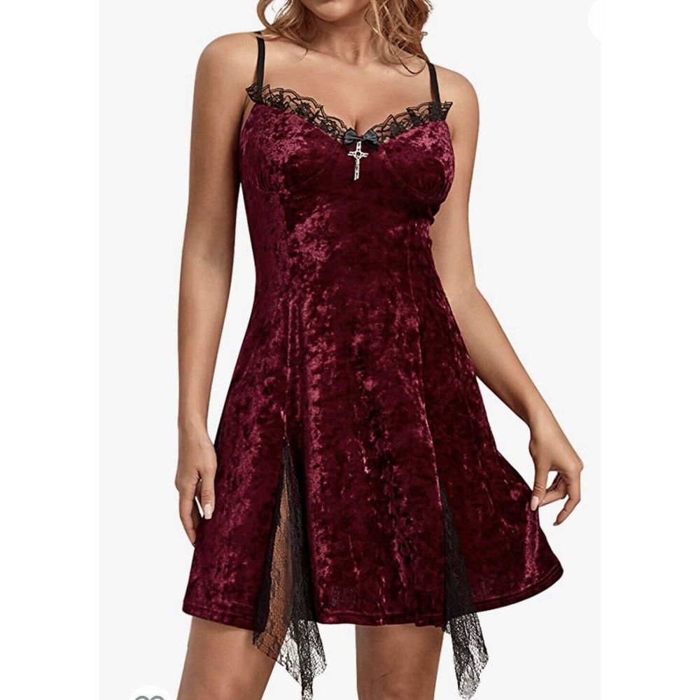 Topmelon velvet lace cocktail dress - size small - burgundy/black